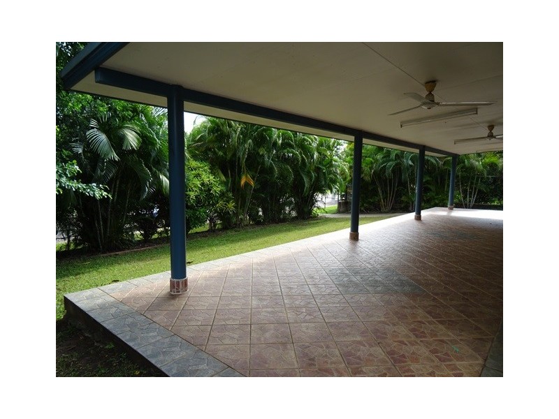 4 Hodgson Drive, Leanyer NT 0812