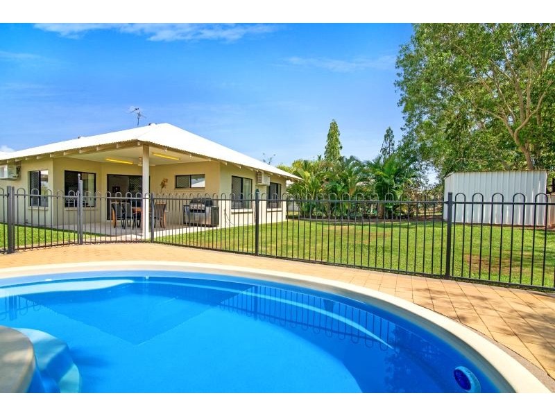 8 Bowrey Crescent, Farrar NT 0830