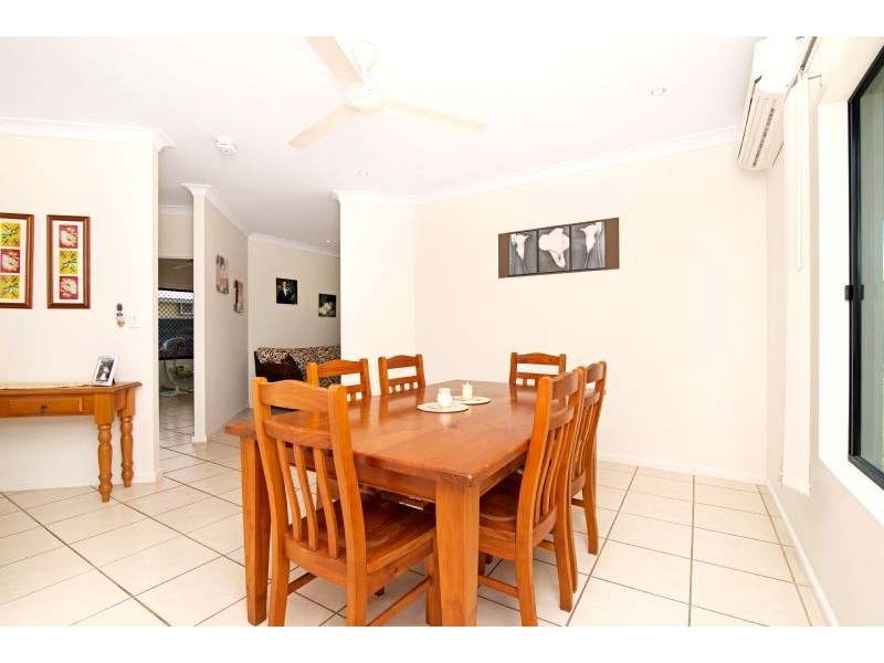 8 Bowrey Crescent, Farrar NT 0830