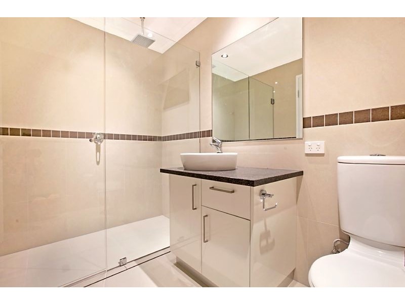 10/30 Lorna Lim Terrace, Driver NT 0830