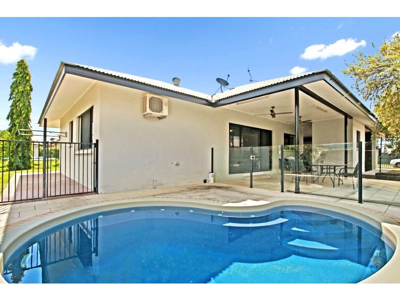 42 Richards Crescent, Rosebery NT 0832