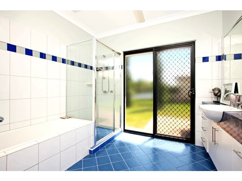 42 Richards Crescent, Rosebery NT 0832