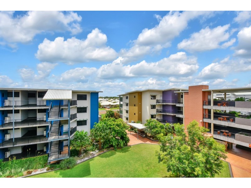 17E/174 Forrest Parade, Rosebery NT 0832