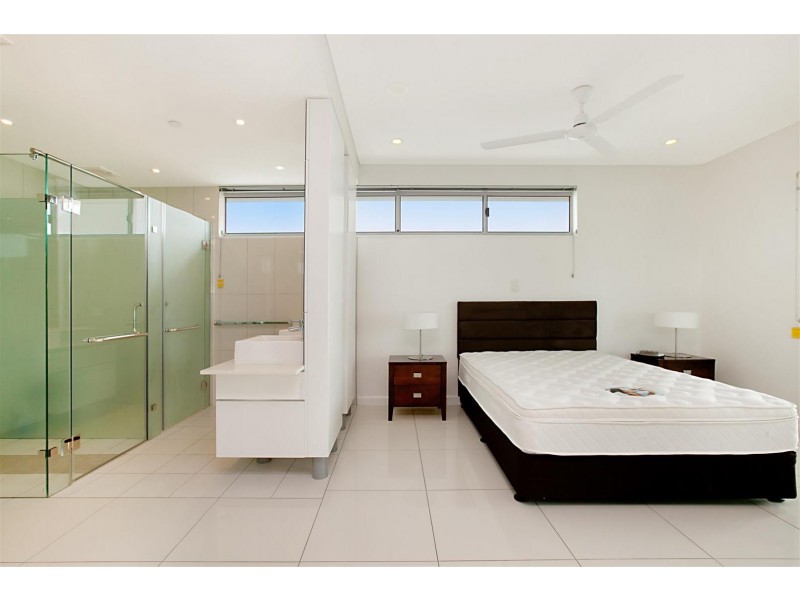 1220/27 Woods Street, Darwin NT 0800