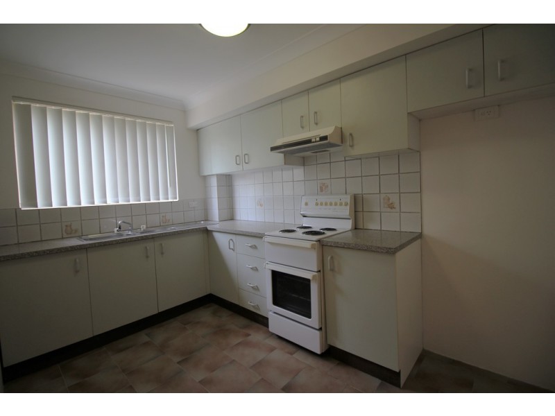 2/120 Railway Street, Granville NSW 2142