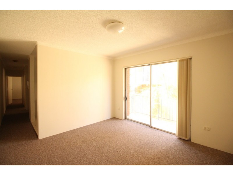 4/9 Allen Street, Harris Park NSW 2150