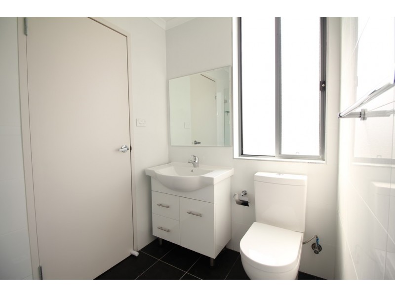 17/2-4 Belinda Place, Mays Hill NSW 2145