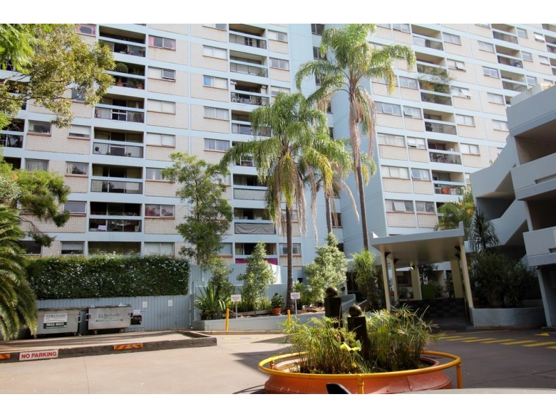 15M/15 CAMPBELL STREET, Parramatta NSW 2150