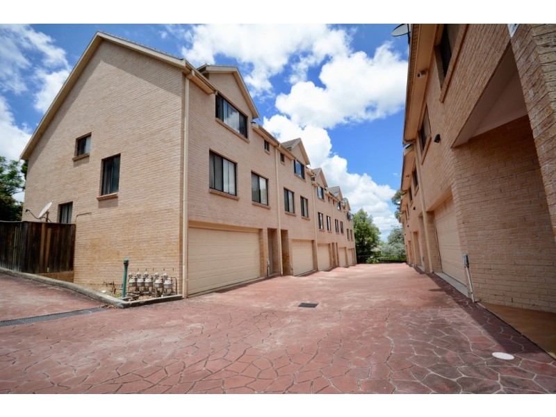 1/205-207 North Rocks Road, North Rocks NSW 2151