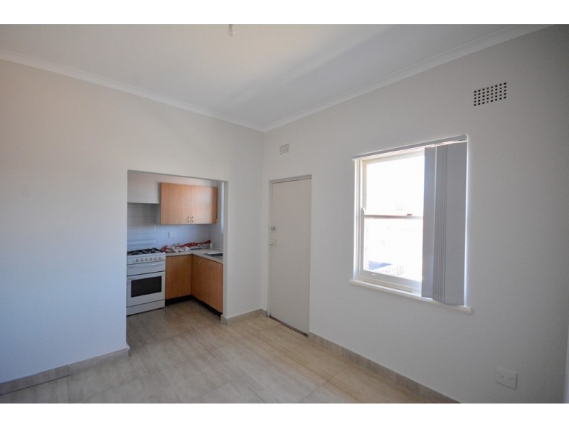 10/12 Dellwood Street (located above Post Office), South Granville NSW 2142