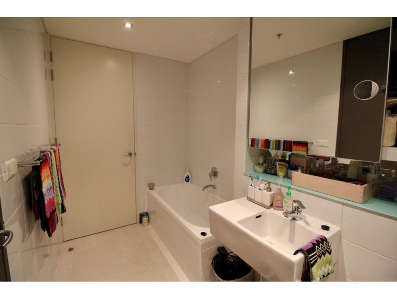 206/7 STERLING CIRCUIT, Camperdown NSW 2050