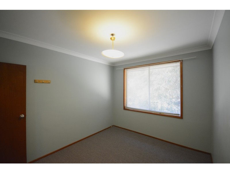 25 Sixth Avenue, West Hoxton NSW 2171