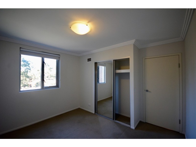 16/4-10 BENEDICT COURT, Holroyd NSW 2142