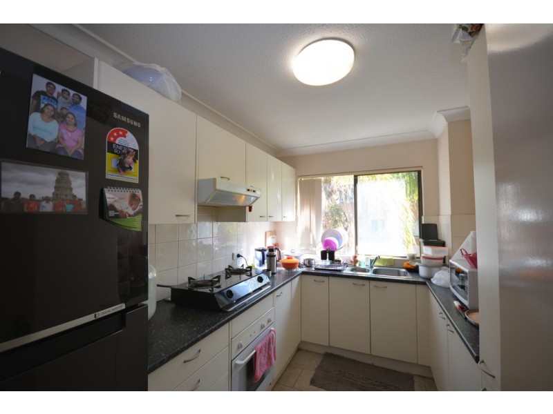 11/2 Charles Street, Parramatta NSW 2150