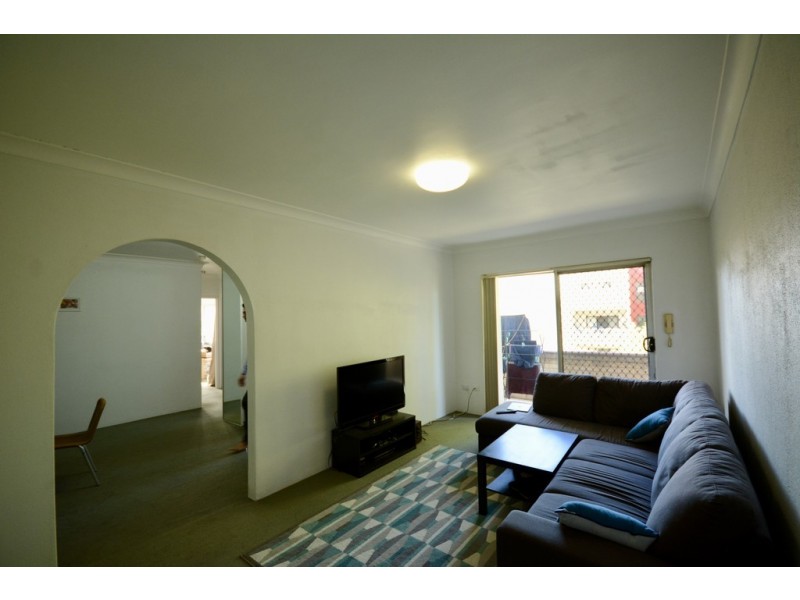 2/12-14 Wigram Street, Harris Park NSW 2150