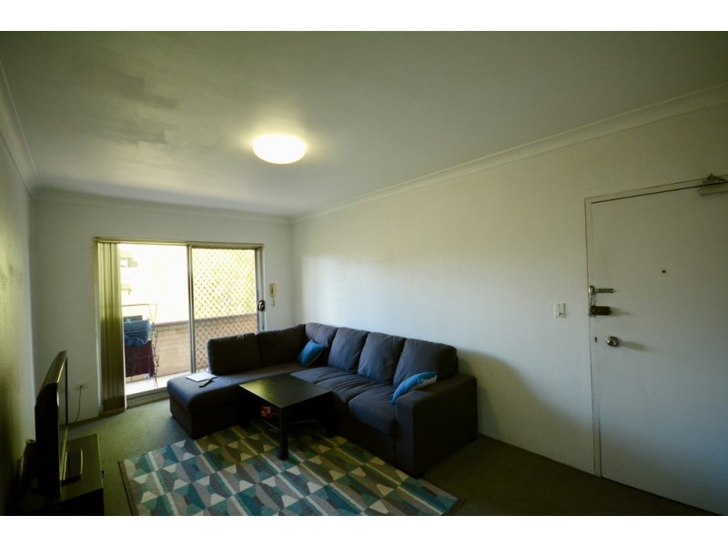 2/12-14 Wigram Street, Harris Park NSW 2150