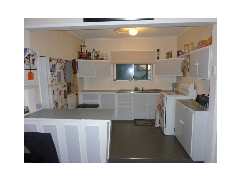 21 ADRIAN AVE, Lurnea NSW 2170