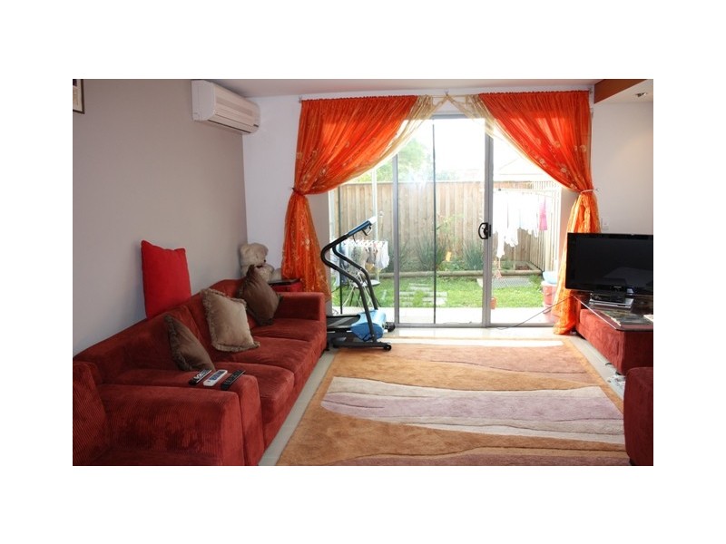 2/531 WOODVILLE ROAD, Guildford NSW 2161