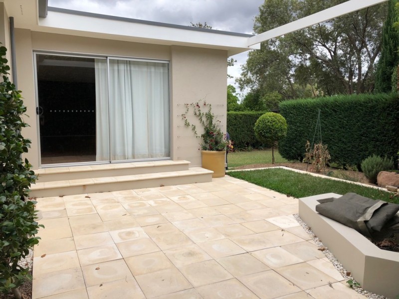 4 Robyn Street, Northmead NSW 2152