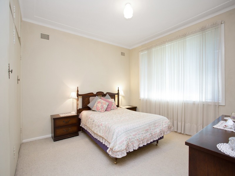 18 Wyuna Place, Oatlands NSW 2117