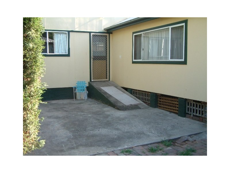 6 Blane Street, Granville NSW 2142