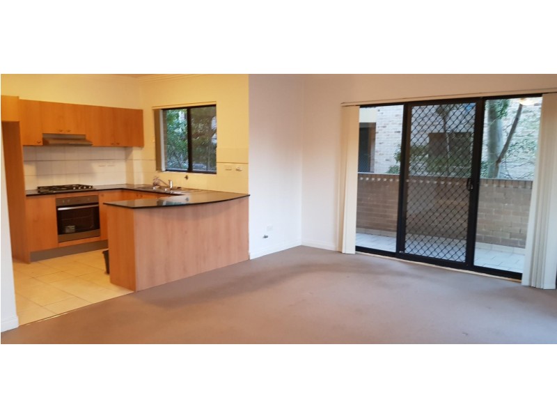 2/22 Blaxcell Street, Granville NSW 2142