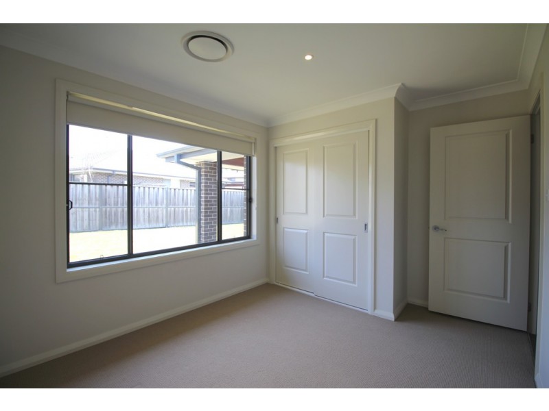 7 Emperor Avenue, The Ponds NSW 2769