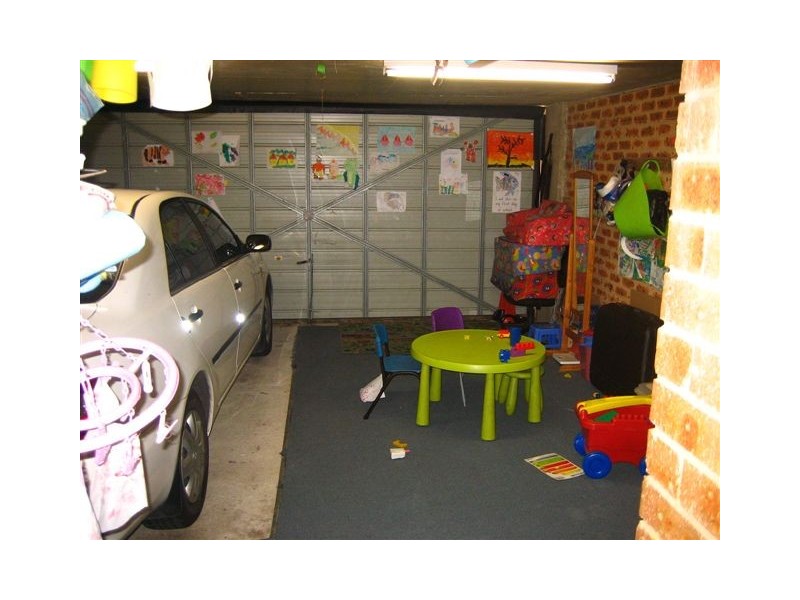 1/24  Helen St, Westmead NSW 2145