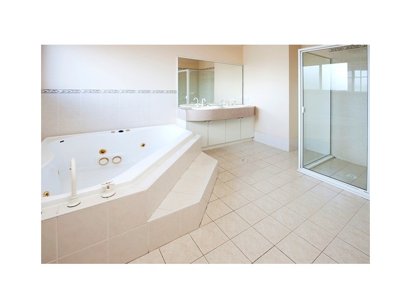 16 Patten Ave, Merrylands NSW 2160