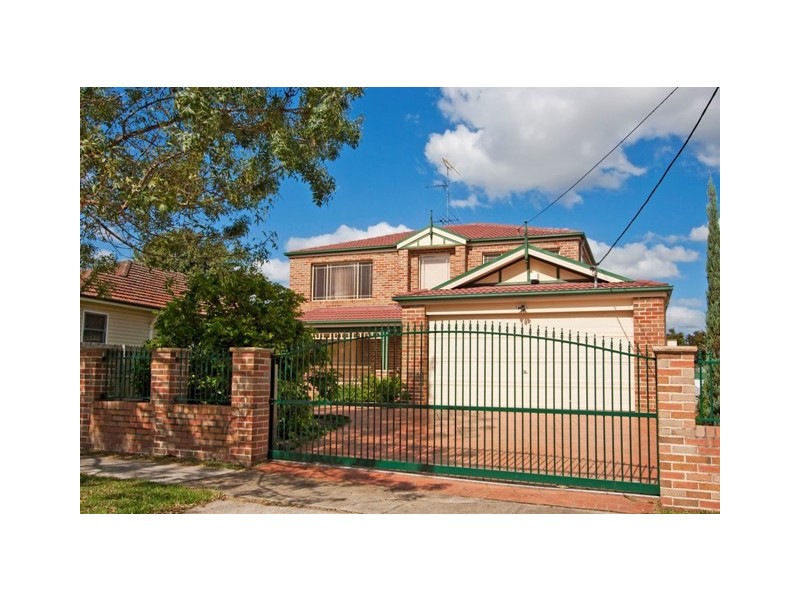 16 Patten Ave, Merrylands NSW 2160