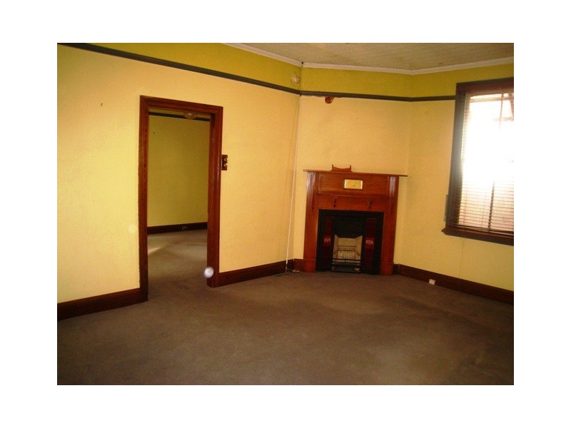 8 Oak Street, Parramatta NSW 2150