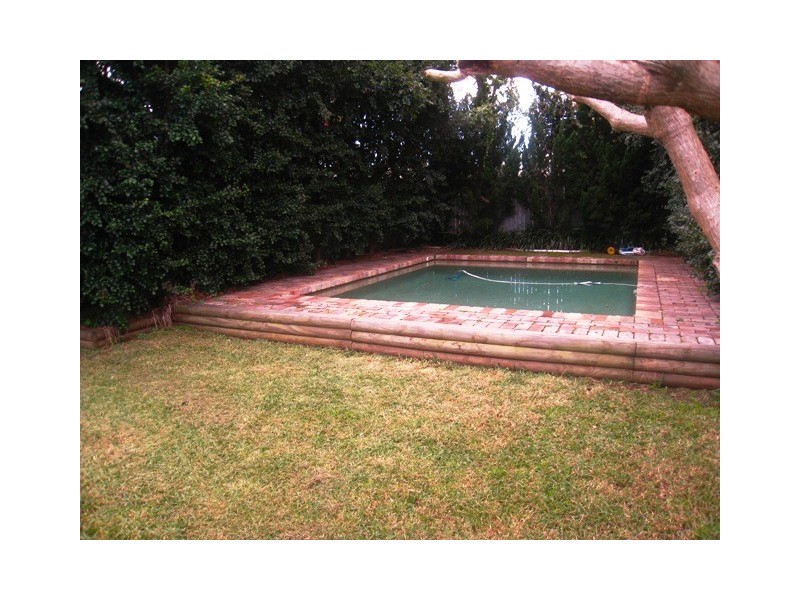 8 Oak Street, Parramatta NSW 2150