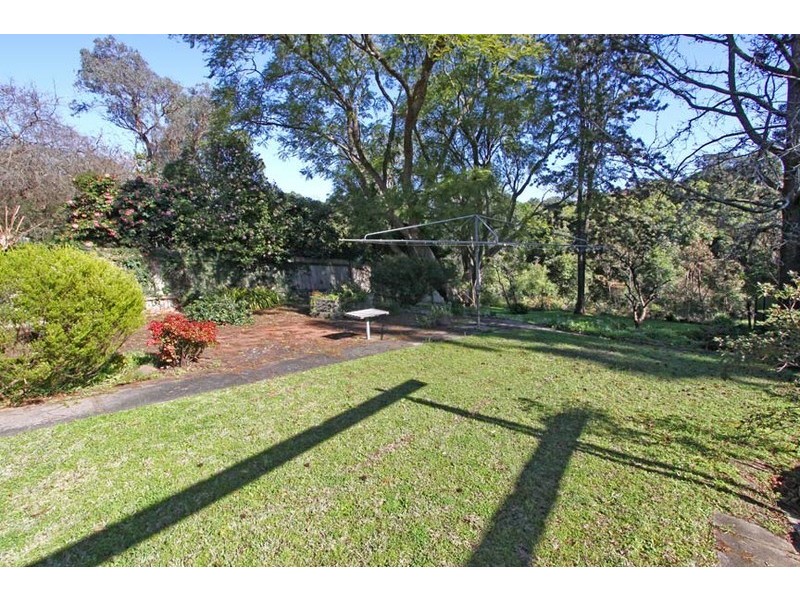 32  Allambie Ave, Northmead NSW 2152