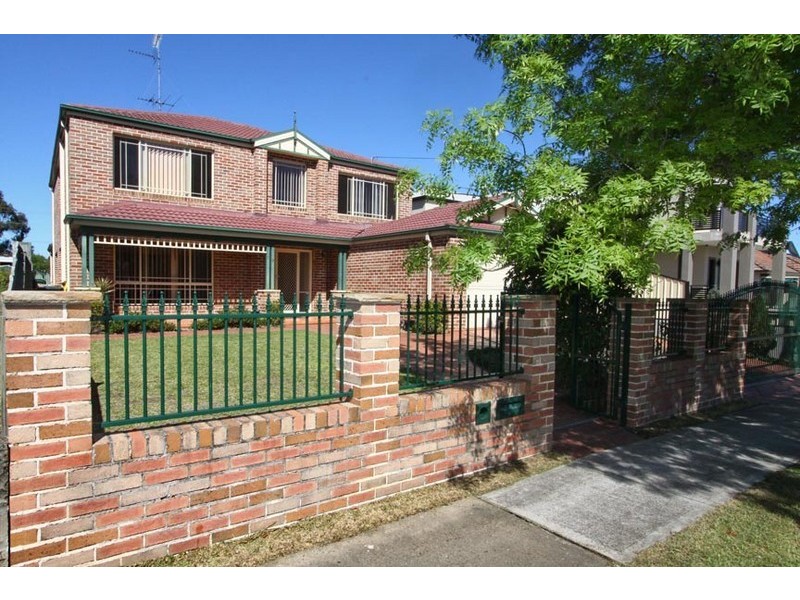 16 Patten Avenue, Merrylands NSW 2160