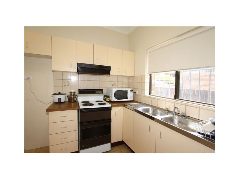 24 Helen, Westmead NSW 2145