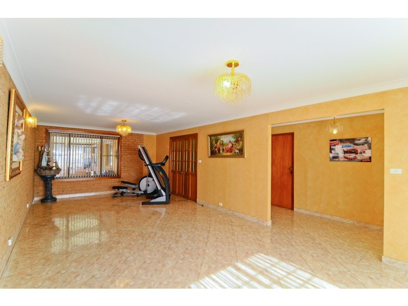 6 Vernon Street, Greystanes NSW 2145