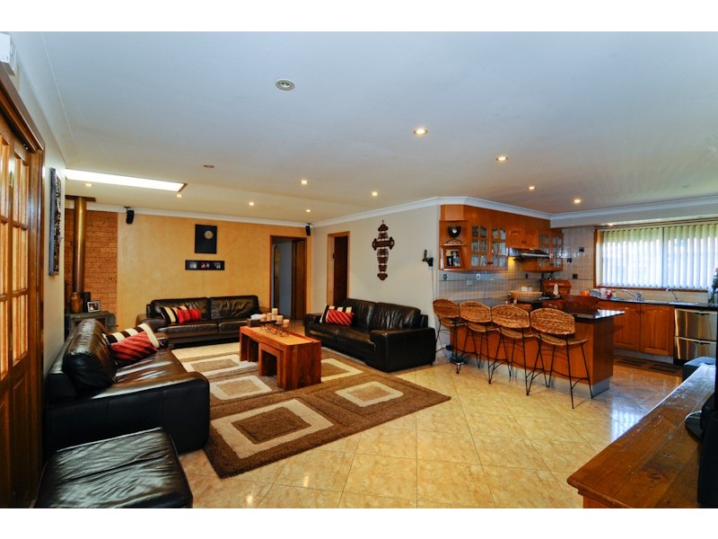 6 Vernon Street, Greystanes NSW 2145