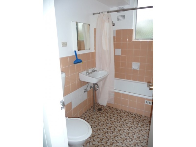 6/16 THE TRONGATE, Granville NSW 2142