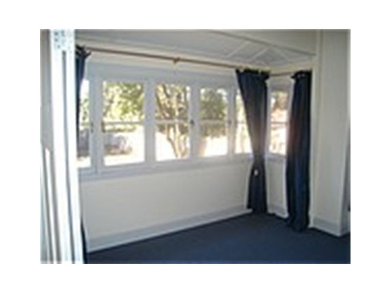 52 PENNANT HILLS ROAD, Parramatta NSW 2150