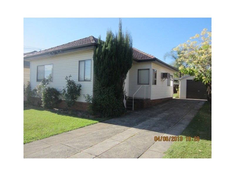 15 Boomerang St, Granville NSW 2142