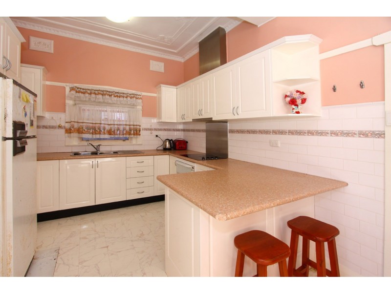 110 Hawkesbury Road, Westmead NSW 2145