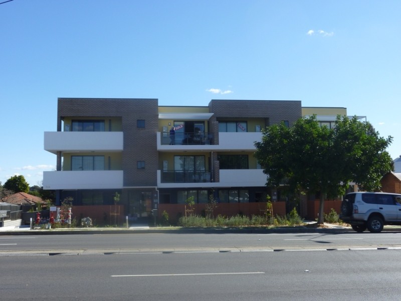 15/328 Woodville Road, Guildford NSW 2161