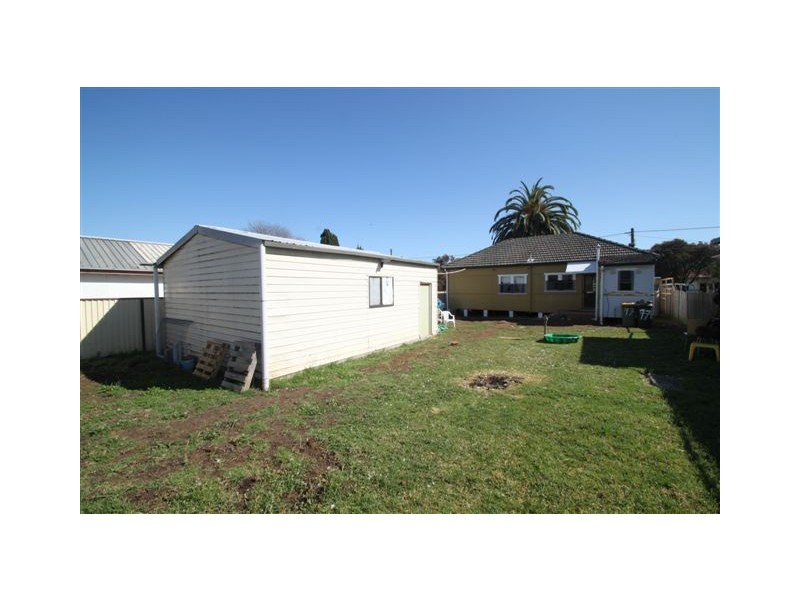 77 Whitaker Street, Old Guildford NSW 2161