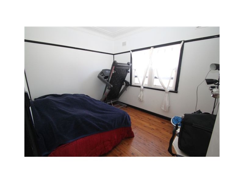 77 Whitaker Street, Old Guildford NSW 2161