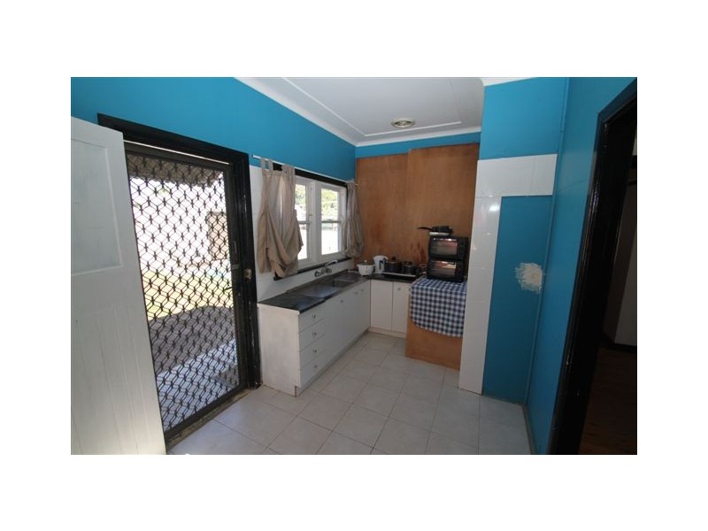 77 Whitaker Street, Old Guildford NSW 2161