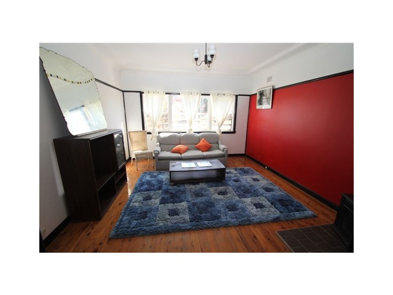 77 Whitaker Street, Old Guildford NSW 2161