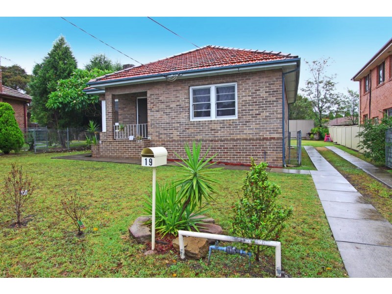 19 Symonds Avenue, North Parramatta NSW 2151