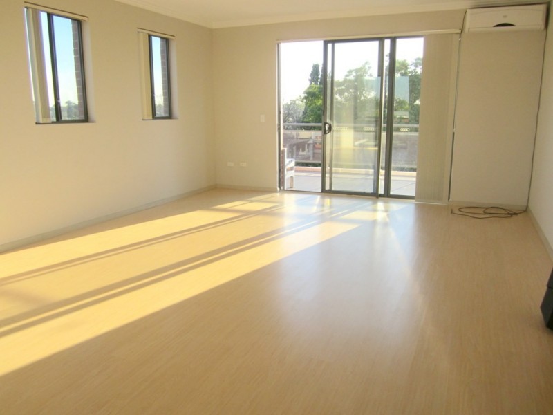 22/328 WOODVILLE ROAD, Guildford NSW 2161