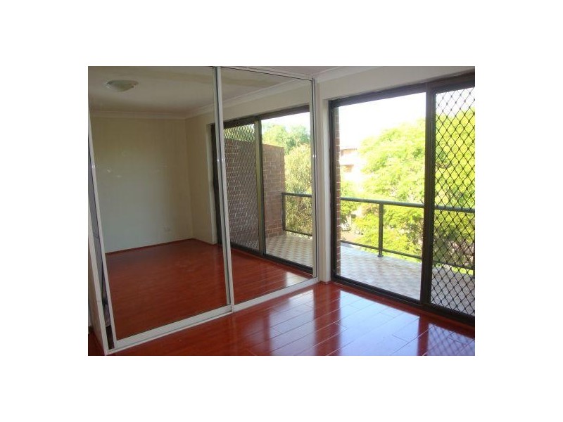 8/26 Thomas Street, Parramatta NSW 2150