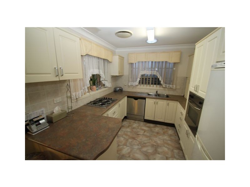 2/11A Page Street, Wentworthville NSW 2145